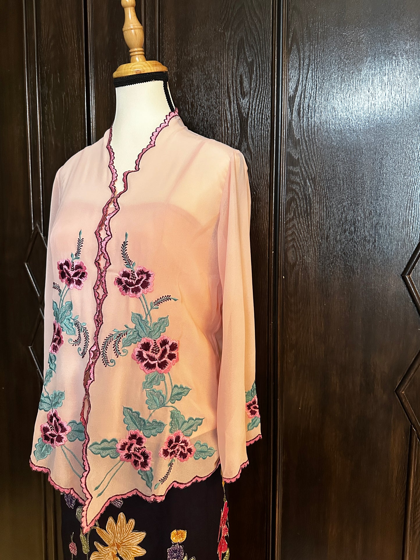 RUMI KEBAYA PINK