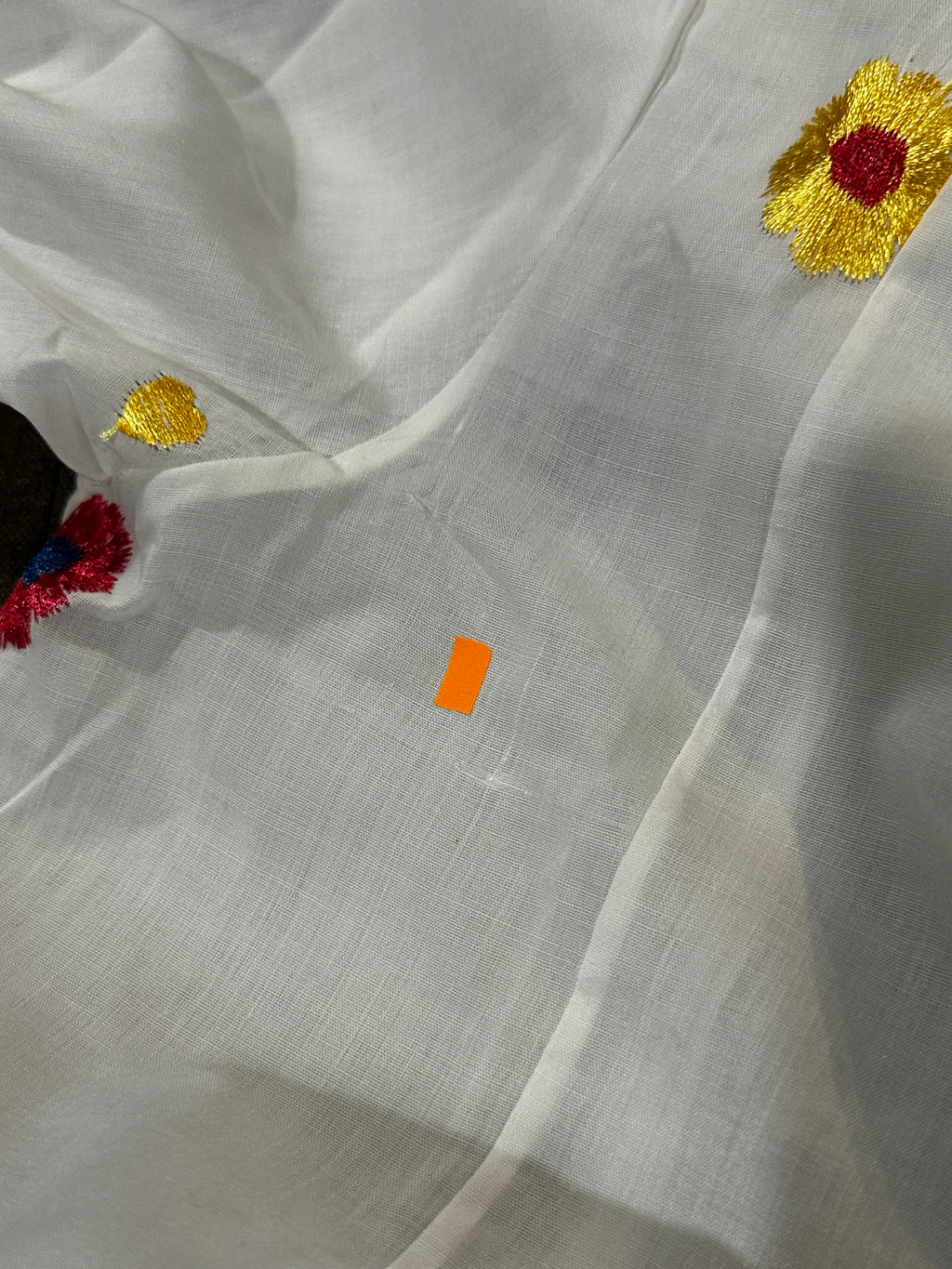 MELUR AS-IS (Fabric Character and Marks)