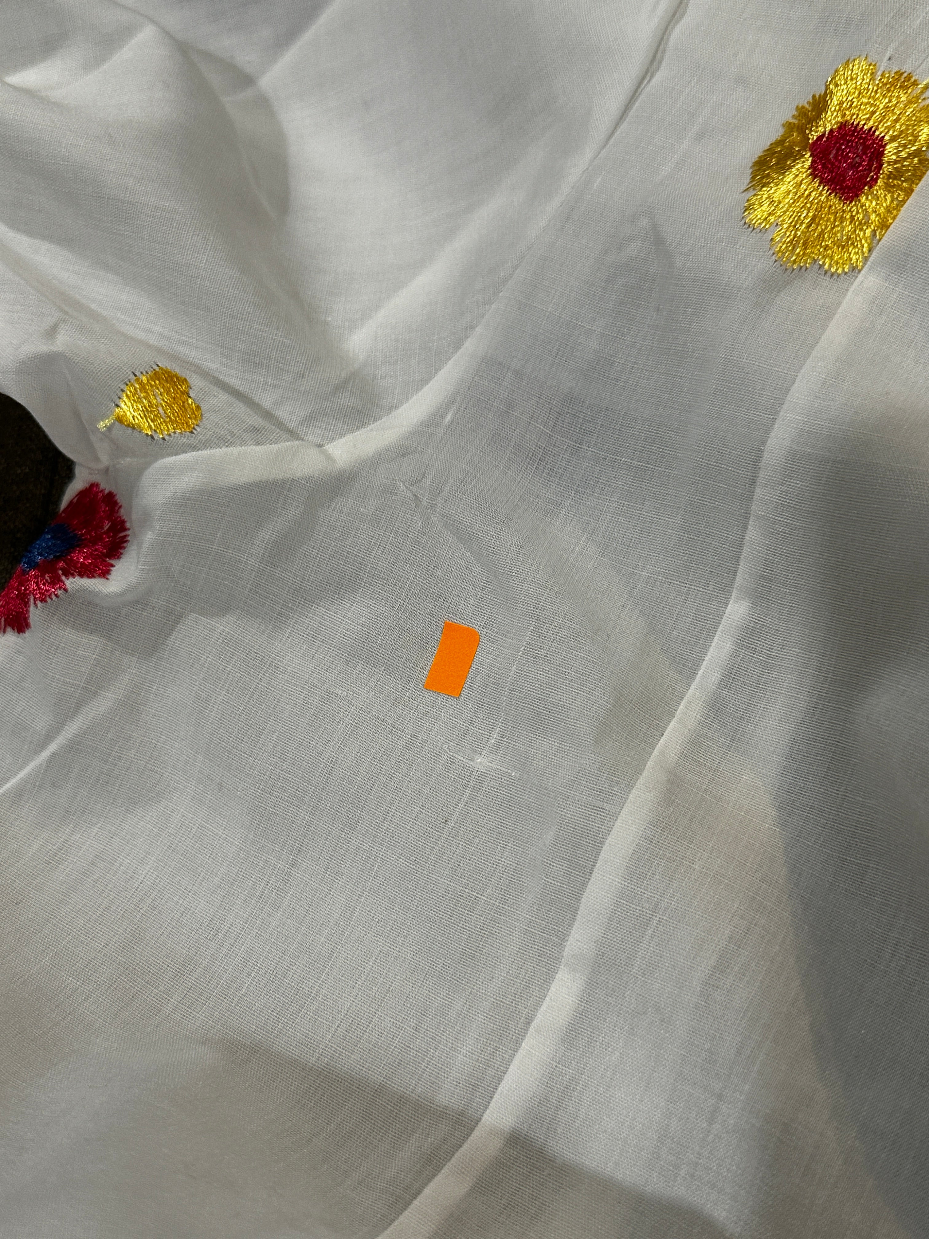 MELUR AS-IS (Fabric Character and Marks)