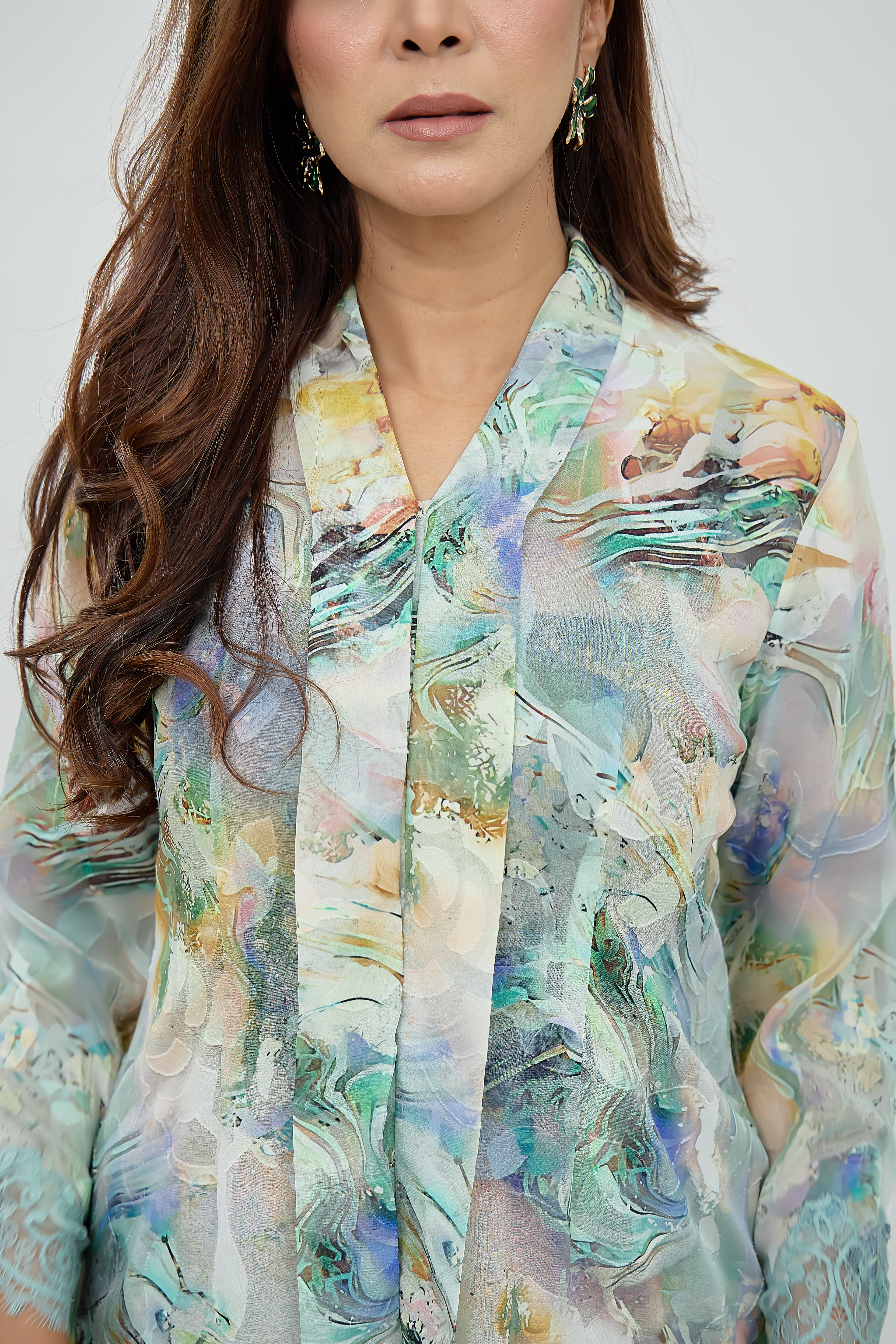 DANG ANUM KEBAYA TOP IN DUSTY SAGE GREEN
