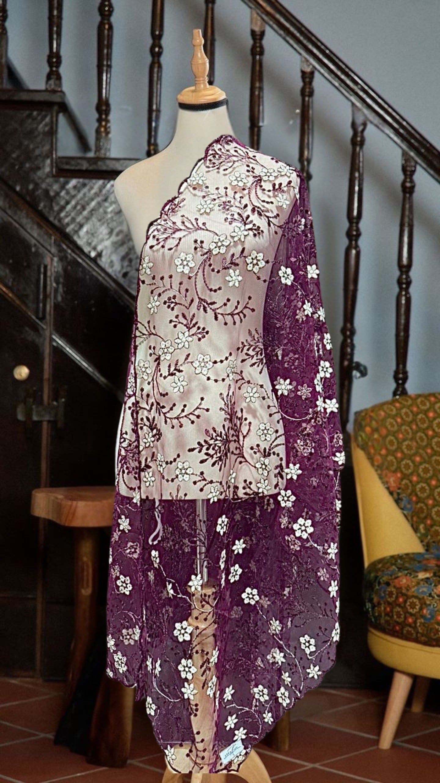 Selendang Mak Inang in Deep Plum