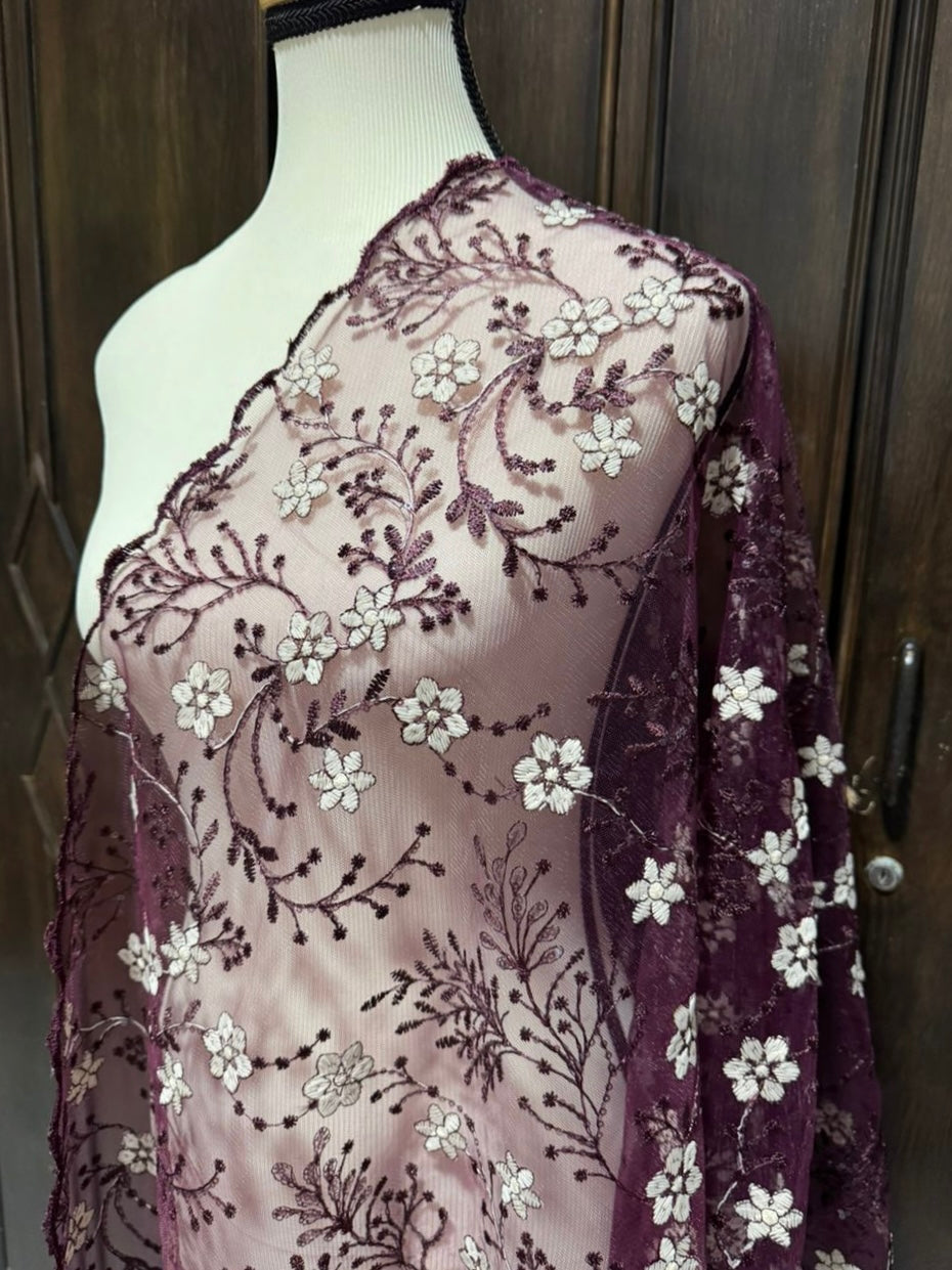 Selendang Mak Inang in Deep Plum